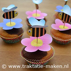 Featured image of post Topper Para Cupcake Batizado Para Imprimir Novo molde de topper para cupcake em formato de flor