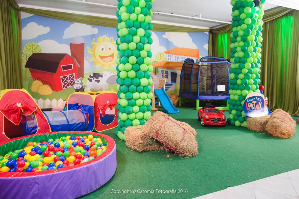 Como organizar o espaço das brincadeiras numa festa infantil