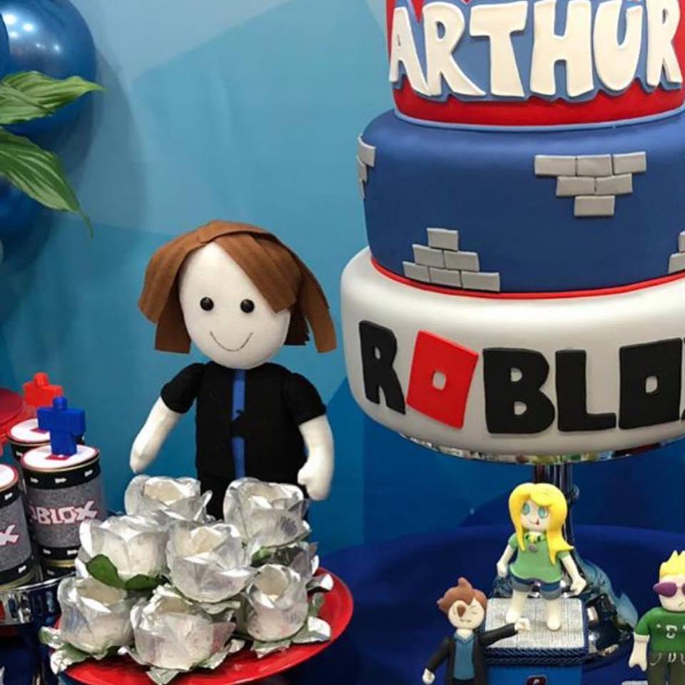 bolo roblox simples  Bolo lindo de aniversário, Bolo, Festa