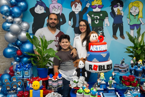 Pin em aniversário roblox